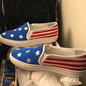 KATY PERRY - “the Michelle” sneaker. American flag